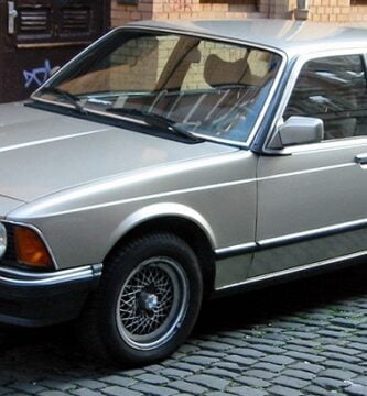Descargar Manual PDF BMW 725 1979 de Reparación DESCARGA GRATIS