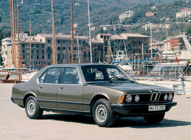 Descargar Manual PDF BMW 725 1983 de Reparación DESCARGA GRATIS