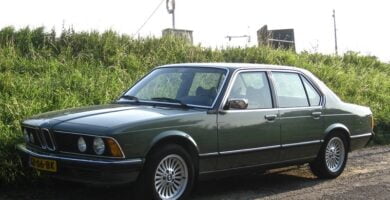 Descargar Manual PDF BMW 728i 1981 de Reparación DESCARGA GRATIS