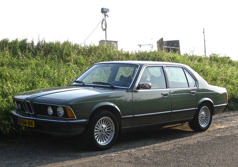 Descargar Manual PDF BMW 728i 1981 de Reparación DESCARGA GRATIS