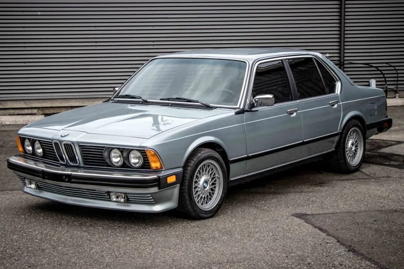 Descargar Manual PDF BMW 733i 1981 de Reparación DESCARGA GRATIS