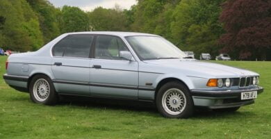 Descargar Manual PDF BMW 735i 1989 de Reparación DESCARGA GRATIS