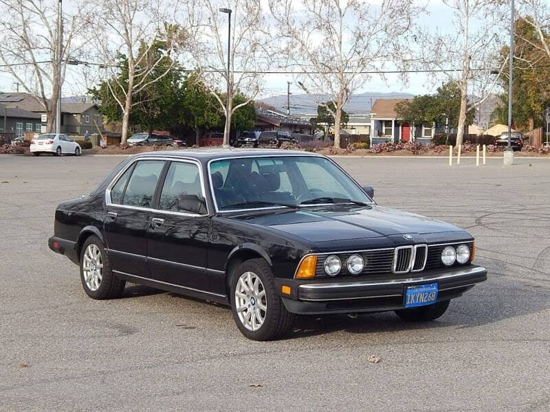 Descargar Manual PDF BMW 750i 1985 de Reparación DESCARGA GRATIS