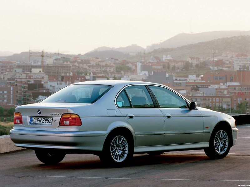 Descargar Manual PDF BMW Serie 5 Sedan 2001 de Reparación DESCARGA GRATIS