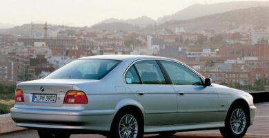 Descargar Manual PDF BMW Serie 5 Sedan 2002 de Reparación DESCARGA GRATIS