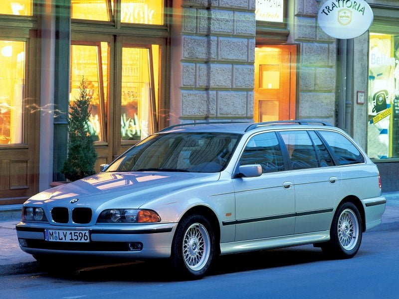 Descargar Manual PDF BMW Serie 5 Sport Wagon 2000 de Reparación DESCARGA GRATIS