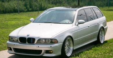 Descargar Manual PDF BMW Serie 5 Sport Wagon 2001 de Reparación DESCARGA GRATIS