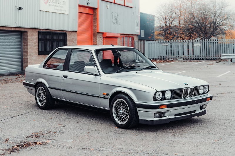 Descargar Manual PDF BMW 318is 1990 de Reparación DESCARGA GRATIS
