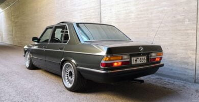 Descargar Manual PDF BMW 535i 1985 de Reparación DESCARGA GRATIS