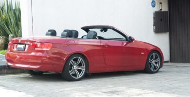 Descargar Manual PDF BMW 325i Convertible 2008 de Reparación DESCARGA GRATIS