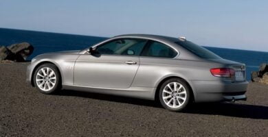 Descargar Manual PDF BMW 325i Coupe 2007 de Reparación DESCARGA GRATIS