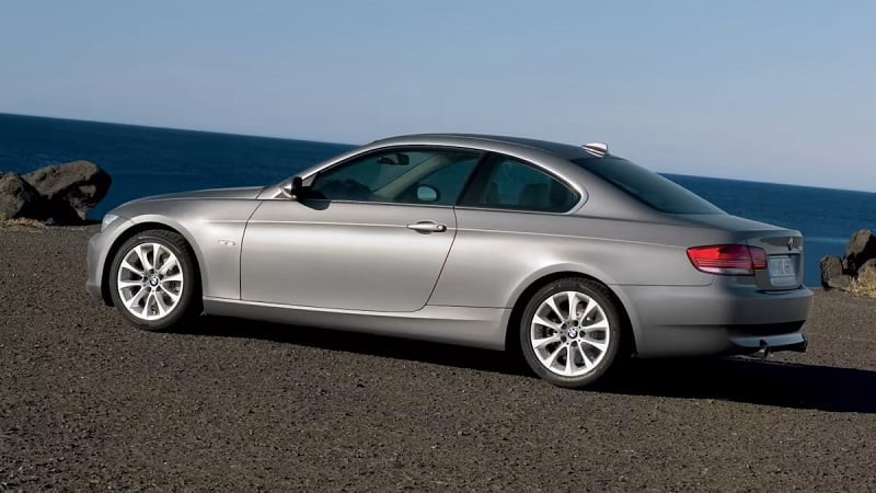 Descargar Manual PDF BMW 325i Coupe 2007 de Reparación DESCARGA GRATIS