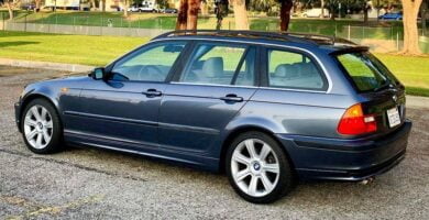 Descargar Manual PDF BMW 325i Touring 2002 de Reparación DESCARGA GRATIS