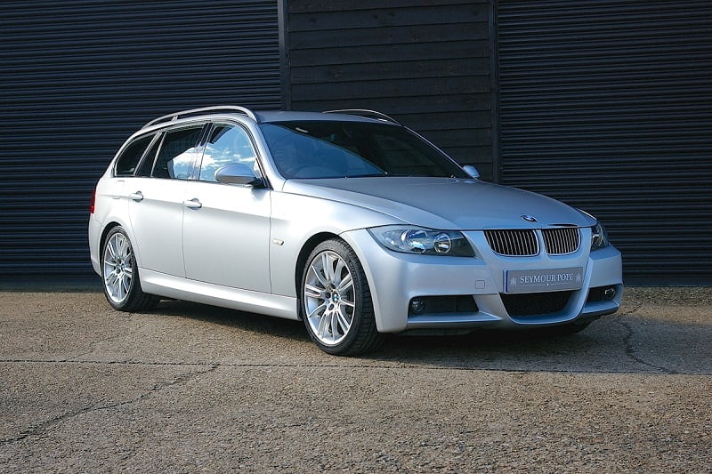 Descargar Manual PDF BMW 325i Touring 2006 de Reparación DESCARGA GRATIS