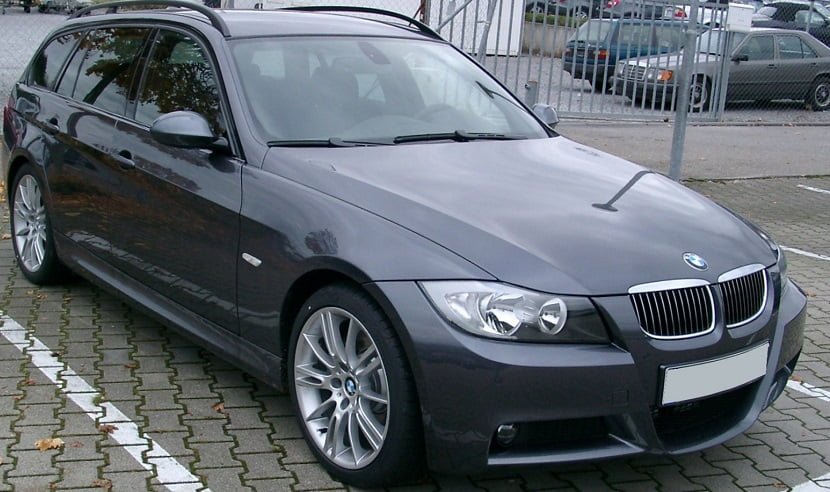 Descargar Manual PDF BMW 325xi Touring 2005 de Reparación DESCARGA GRATIS