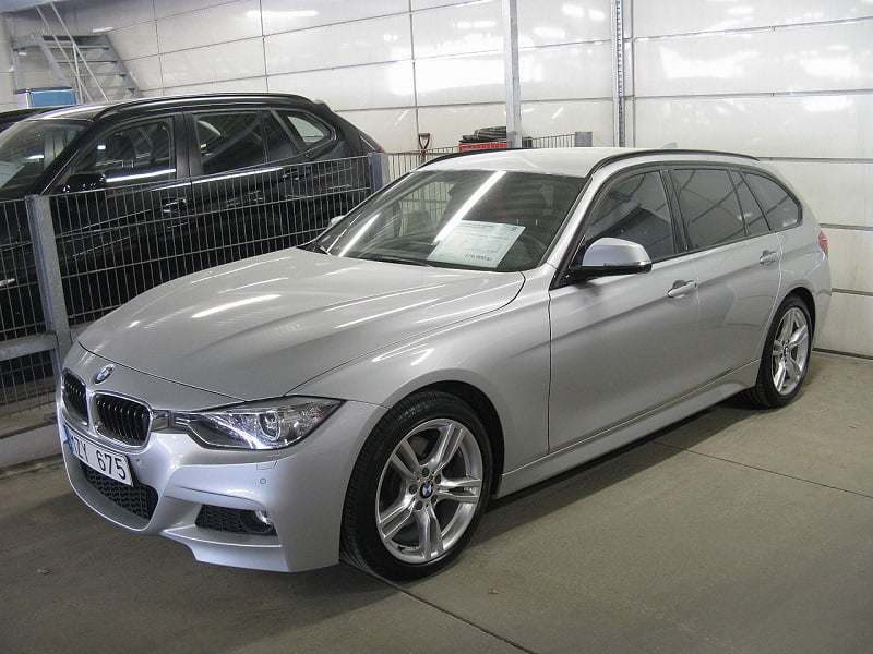 Manual PDF BMW 328i Touring 2006 de Reparación DESCARGA GRATIS