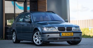 Descargar Manual PDF BMW 330xi Touring 2004 de Reparación DESCARGA GRATIS