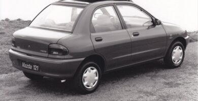 Descargar Manual Mazda 121 1991 de Reparación PDF GRATIS