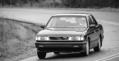 Descargar Manual Mazda 929 1988 de Reparación PDF GRATIS