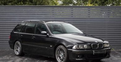 Descargar Manual PDF BMW 540i Touring 2004 de Reparación DESCARGA GRATIS