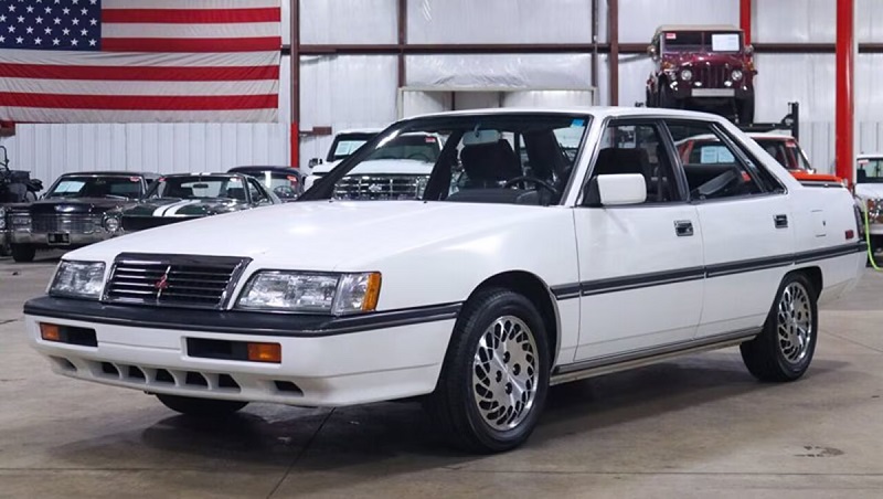 Descargar Manual Mitsubishi GALANT SIGMA 1989 de Catalogo de Partes DESCARGA GRATIS
