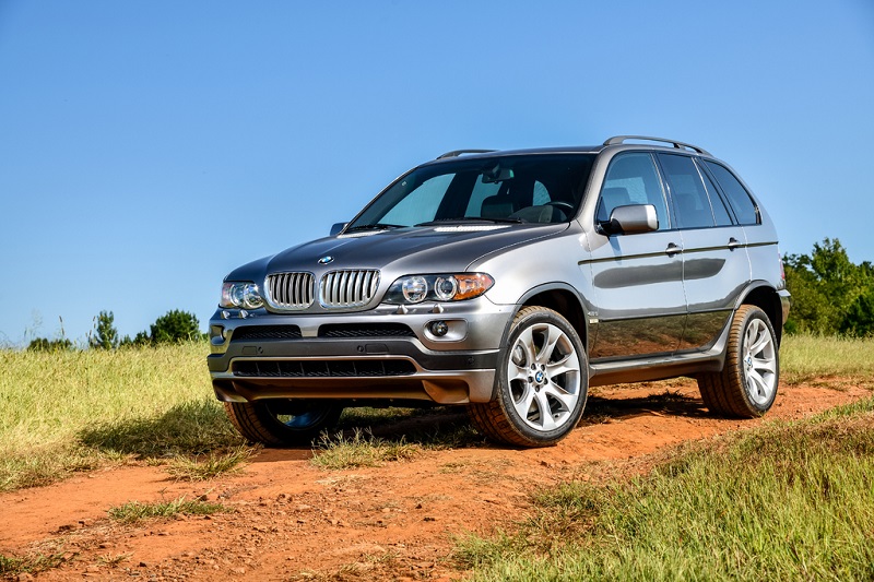 Descargar Manual PDF BMW X5 4.8is Offroad 2004 de Reparación DESCARGA GRATIS