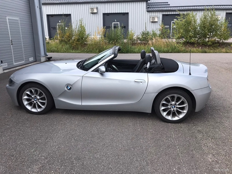 Descargar Manual PDF BMW Z4 2.2i Roadster 2005 de Reparación DESCARGA GRATIS