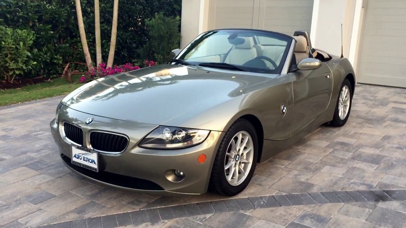 Descargar Manual PDF BMW Z4 2.5i Roadster 2005 de Reparación DESCARGA GRATIS