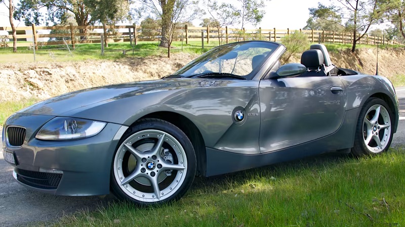 Descargar Manual PDF BMW Z4 2.5i Roadster 2007 de Reparación DESCARGA GRATIS