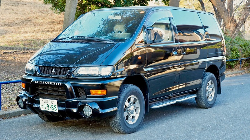 Descargar Manual Mitsubishi SPACE GEAR 2002 de Catalogo de Partes DESCARGA GRATIS