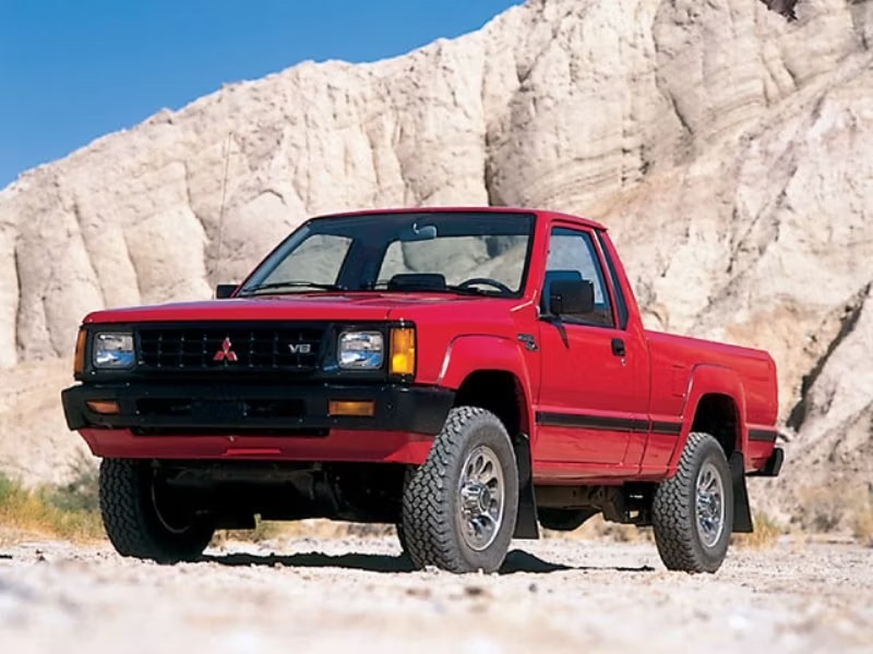 Descargar Manual Mitsubishi TRUCK 1986 de Catalogo de Partes DESCARGA GRATIS