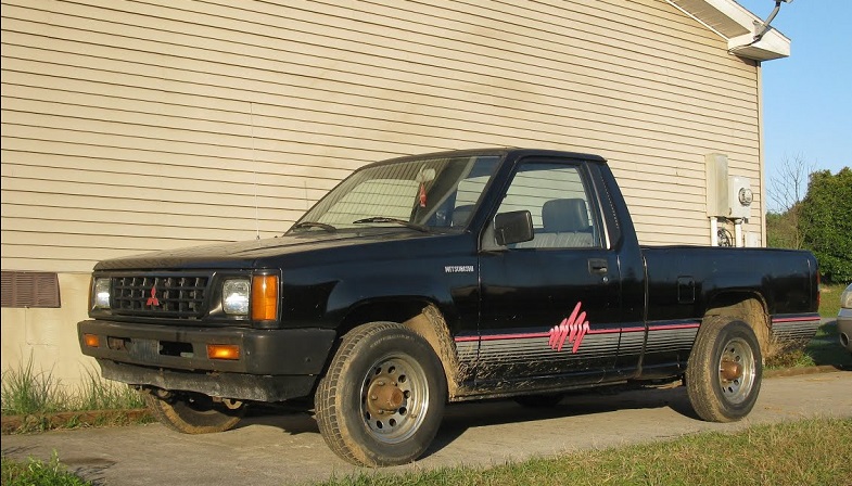 Descargar Manual Mitsubishi TRUCK 1990 de Catalogo de Partes DESCARGA GRATIS