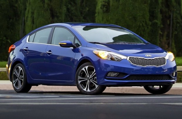 Descargar Manual KIA Cerato 2014 de Usuario