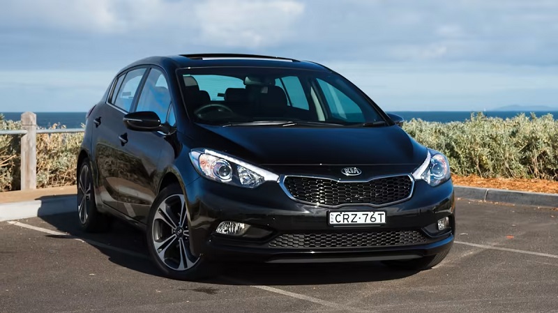 Descargar Manual KIA Cerato 2015 de Usuario