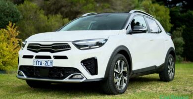 Descargar Manual KIA Stonic 2023 de Usuario