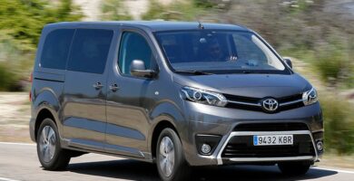 Descargar Manual Toyota Proace Verso 2016 de Usuario