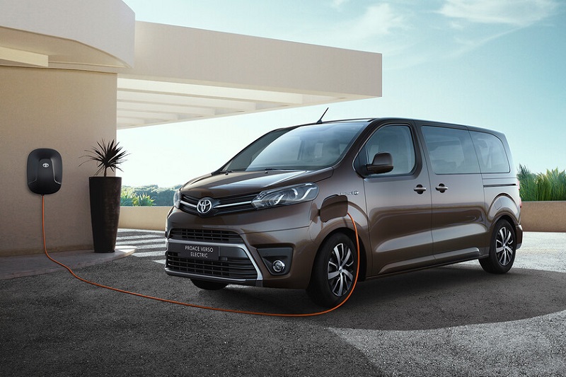 Descargar Manual Toyota Proace Verso EV 2020 de Usuario