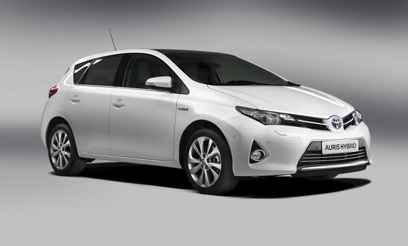 Descargar Manual Toyota Auris 2013 de Usuario