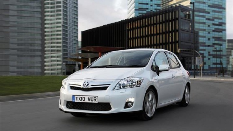 Descargar Manual Toyota Auris híbrido 2012 de Usuario