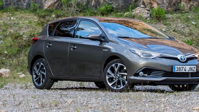 Descargar Manual Toyota Auris Híbrido 2016 de Usuario