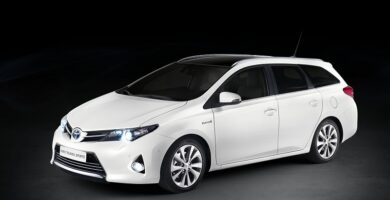 Descargar Manual Toyota Auris hybrid touring sports 2014 de Usuario