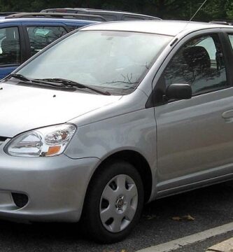 Descargar Manual Toyota Echo 2003 de Usuario