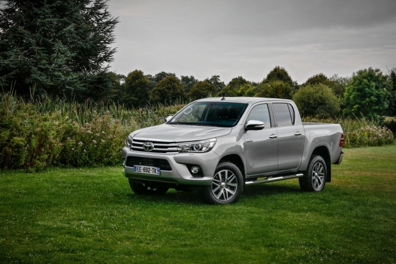 Descargar Manual Toyota Hilux 2017 de Usuario