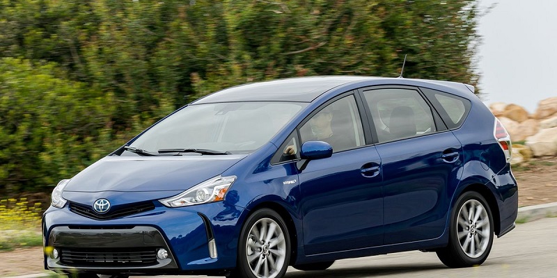 Descargar Manual Toyota Prius V 2019 de Usuario