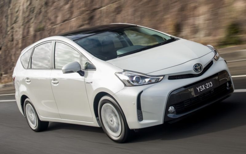 Descargar Manual Toyota Prius V 2020 de Usuario