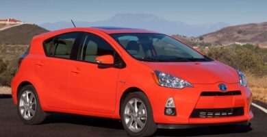 Descargar Manual Toyota Prius C 2012 de Usuario