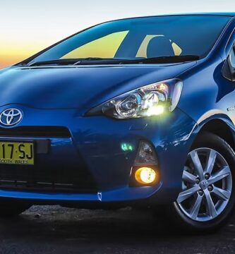 Descargar Manual Toyota Prius C 2014 de Usuario