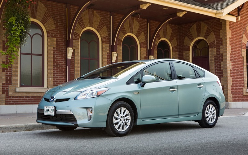Descargar Manual Toyota Prius Plug-in Hybrid 2014 de Usuario