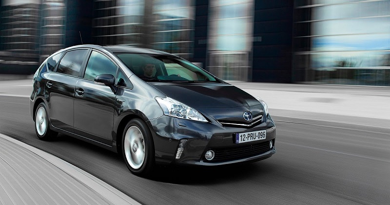 Descargar Manual Toyota Prius plus 2013 de Usuario