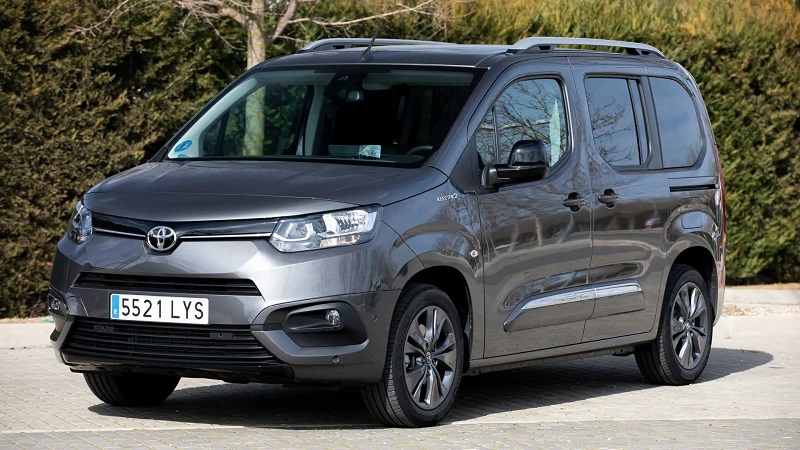 Download Toyota Proace City Verso 2019 User Manual